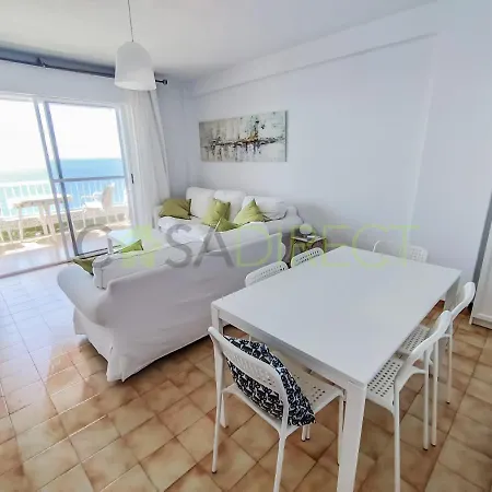 1 Bed Front Line Beachfront 公寓
