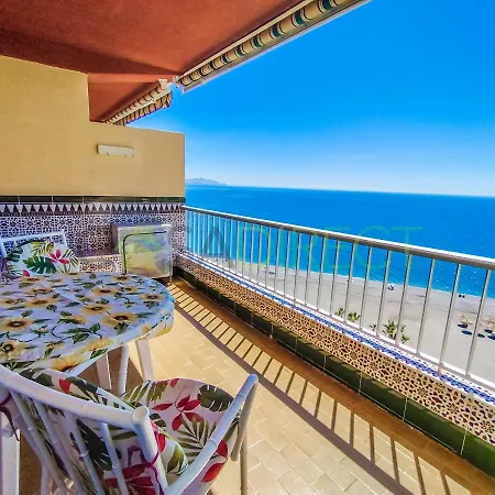 1 Bed Front Line Beachfront 公寓 阿尔姆尼卡